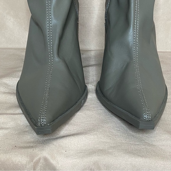 Oak + Fort 10 Gray Heeled Boots - Picture 10 of 14